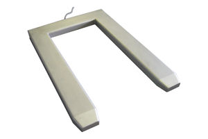 pesapallet con monitor separato