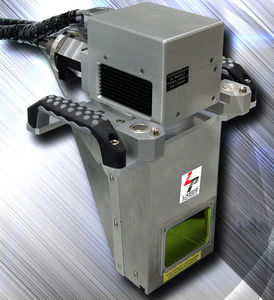 macchina per pulizia laser