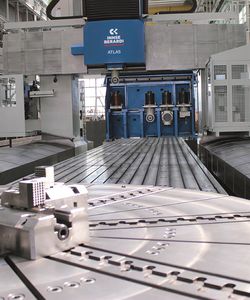 centro di lavoro 3-5 assi 1