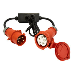 adattatore elettrico a 3 fasi