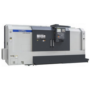 centro di tornitura CNC