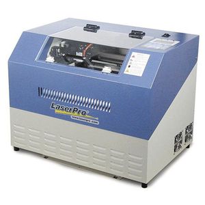 macchina per incisione laser CO2