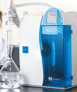 unità di purificazione di acqua ultrapura per laboratorio