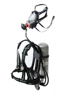 casco con respiratore 1