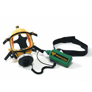 casco con respiratore