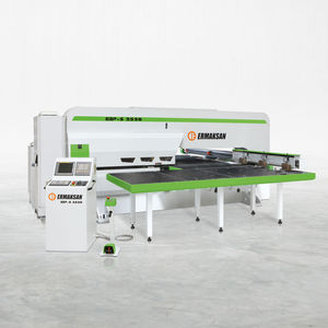 macchina per punzonatura CNC