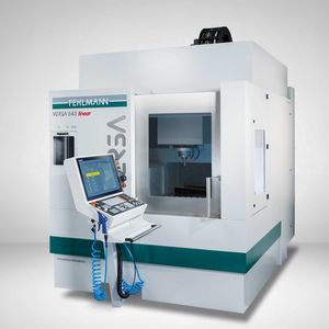centro di lavoro CNC 3 assi