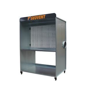 cabina di verniciatura per pezzi di ricambio 1