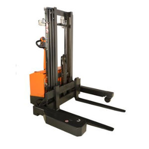accatastatore elettrico