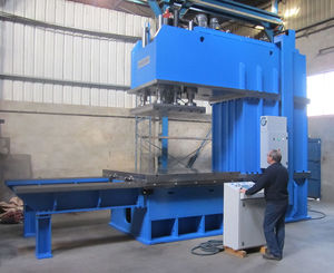 pressa meccanica
