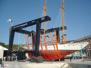 travel lift per carichi pesanti 1