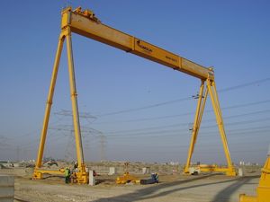 gru a cavalletto su guida di scorrimento 1