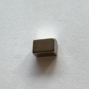 magnete in neodimio-ferro-boro (NdFeB) sinterizzato