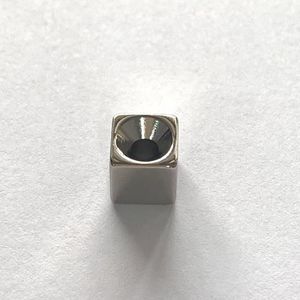 magnete in neodimio-ferro-boro (NdFeB) sinterizzato 1
