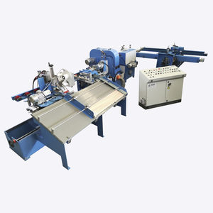 linea di produzione per manici di scopa
