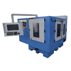 centro di lavoro CNC per legno