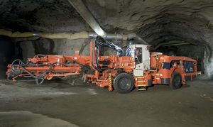 perforatrice per consolidamento di tunnel