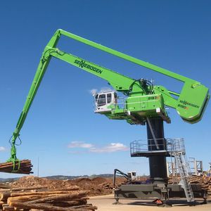 macchina di movimentazione materiali fissa