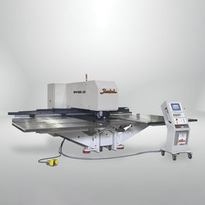punzonatrice CNC