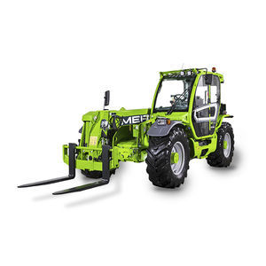 movimentatore telescopico con motore diesel 1