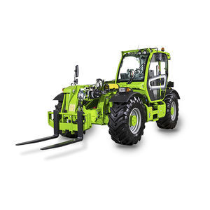 movimentatore telescopico con motore diesel 1
