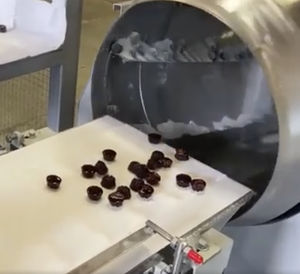 linea di produzione agroalimentare di caramelle