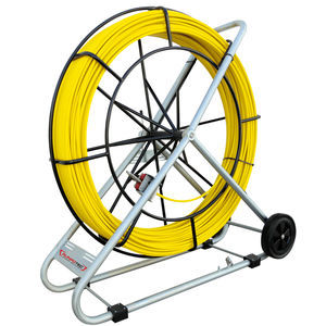 tira-cavo in fibra di vetro 1