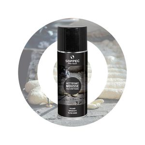 schiuma detergente