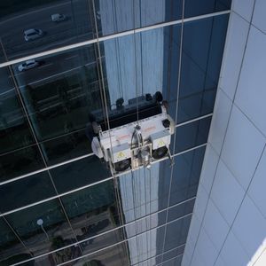 robot di pulizia per edificio alto