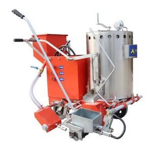 macchina traccialinee a timone con guida da terra 1