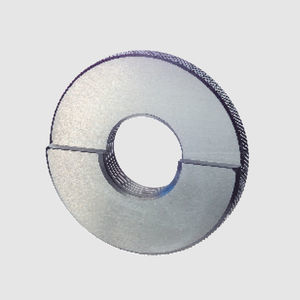 anello filettato