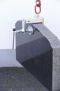 pinza per sollevamento a vite