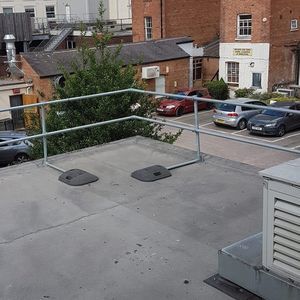 parapetto autoportante