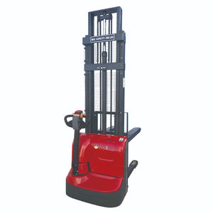 accatastatore elettrico
