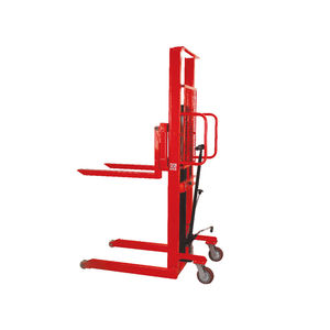 accatastatore manuale 1