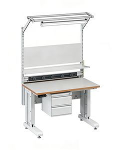 postazione di lavoro per assemblaggio 1