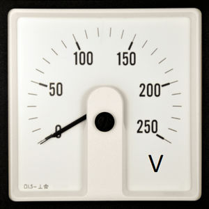 voltmetro analogico