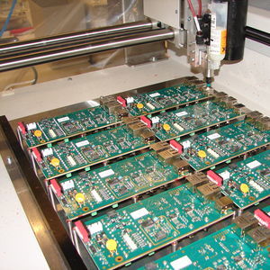 scheda elettronica su misura
