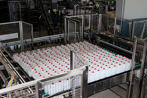 tavolo di accumulo per l'industria dell’imbottigliamento 1