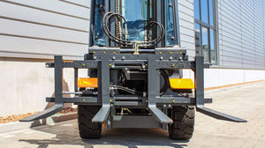 attrezzatura di spostamento laterale dotata di posizionatore integrato per carrello elevatore per carrello elevatore