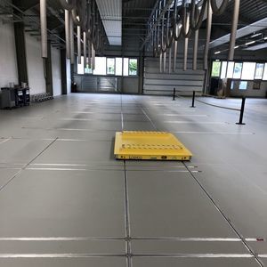 sistema di trasporto per linee di assemblaggio