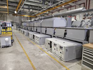 macchina di deposizione per polverizzazione catodica orizzontale in linea
