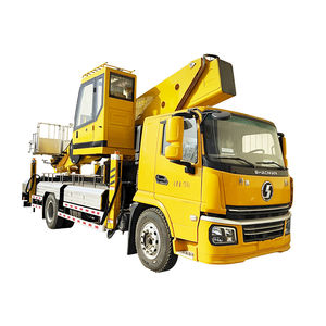 piattaforma di sollevamento montata su camion