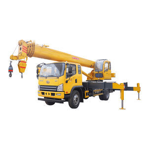 gru montata su camion