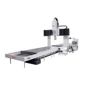 centro di lavoro CNC 3 assi