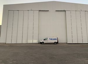porta per hangar 1