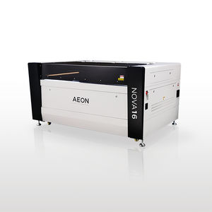 macchina per incisione laser CO2