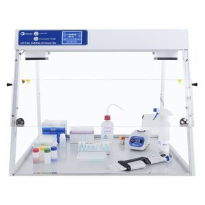 cappa PCR con irradiazione UV 1