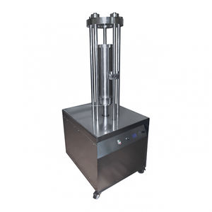 colonna HPLC in fase liquida di preparazione