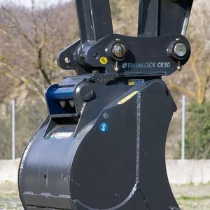 sistema di attacco rapido per escavatori